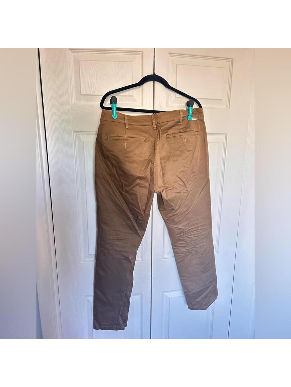 Levi's Brown Chinos Straight Leg - Picture 2 of 2